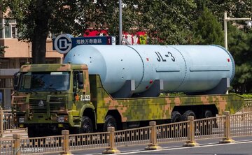 موشک اتمی جدید چین که از زیردریایی پرتاب میشود