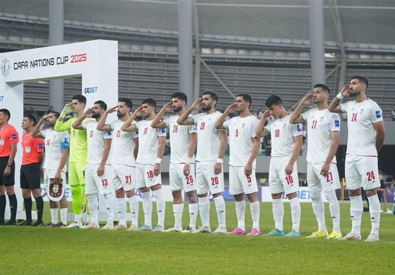 نایب رئیس کمیسیون امنیت ملی مجلس: با سلام نظامی بازیکنان تیم ملی هجمههای هماهنگی وارد شد