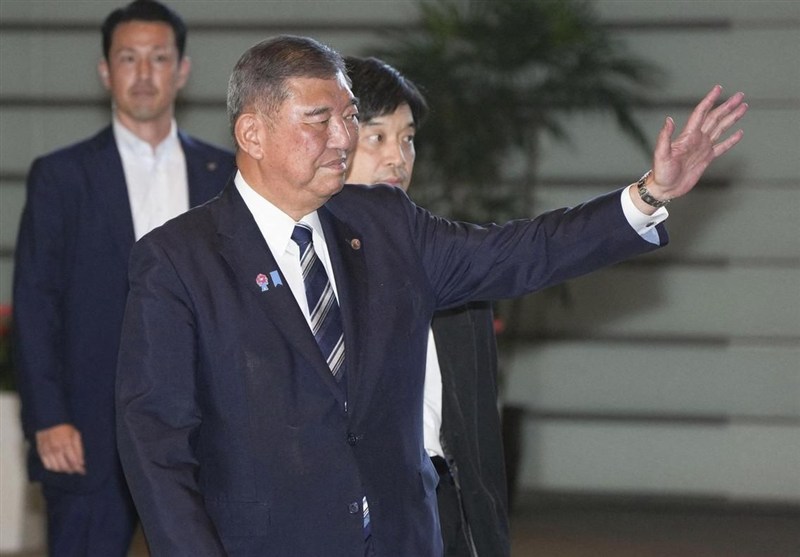 نخستوزیر ژاپن رسماً استعفا کرد