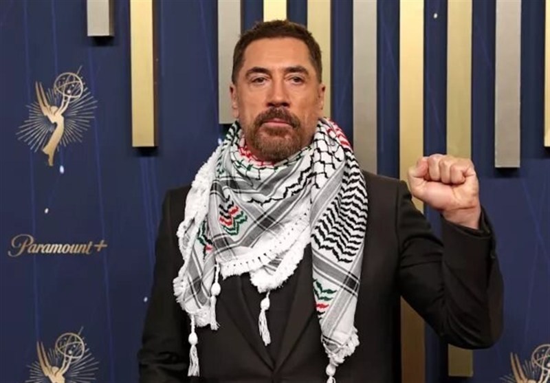 واکنش صدا و سیما به چفیه خاویر باردم در مراسم جوایز امی