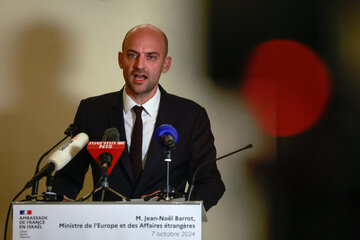 وزیرخارجه فرانسه خواستار آزادی فوری ۳ شهروند خود در ایران شد/ هیچ نظری در مورد اظهارات وزیر امور خارجه ایران ندارم