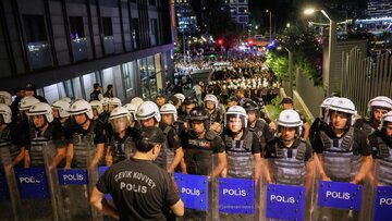 چرا ترکیه متشنج شد؟ / «بحرانهای کنترل شده» برای استمرار «استبداد انتخاباتی» / اردوغان از هر ابزاری برای بقا استفاده میکند