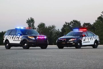 چرا خودروهای پلیس را با زرههایی مشابه تانکها نمیسازند؟