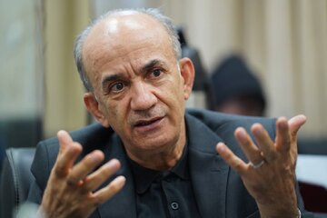 یاسینی استاد بیبدیل الحان خانقاهی و مقامهای دف بود