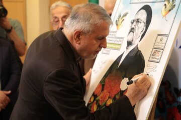 یکصد سالگی روزنامه اطلاعات و مساله ثبت در فهرست میراث فرهنگی/ کدام چهره ها در مراسم اخلاق در رسانه حضور داشتند؟