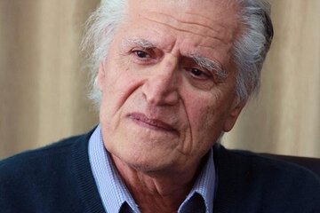 احمد پژمان قدی بلندتر از مرگ داشت/ فراق پژمان جبرانناپذیر است، اما دوام او تا یاد ایران زنده است