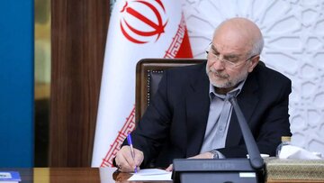 انتقاد روزنامه اصولگرا از قالیباف بخاطر مطرح کردن ایده گران‌کردن بنزین