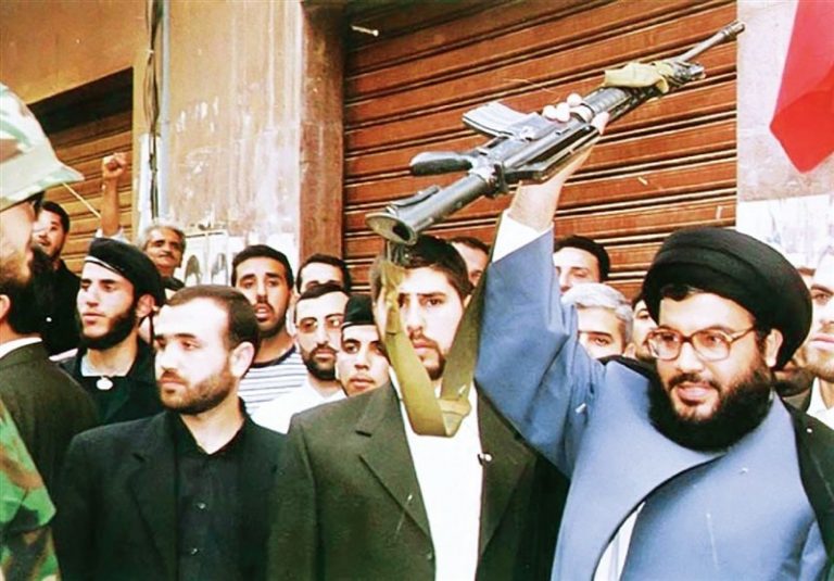 بغض طولانی حاج رمضان وقتی از سید حسن حرف میزند+فیلم
