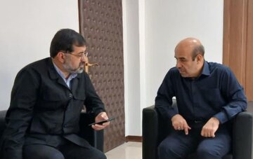 تأکید استاندار قم بر تسریع در واگذاری پنلهای خورشیدی به سرمایهگذاران