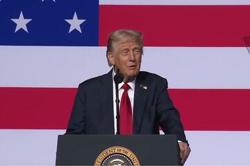 ترامپ آن همه نظامی عالیرتبه را دعوت کرده بود که در حضور انها به بایدن ناسزا بگوید؟