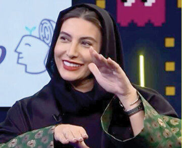 حمله کیهان به فخرفروشیهای فریبا نادری: قبلا محمدرضا گلزار هم همین چیزها را گفته بود