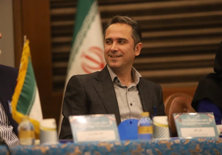 خطیر: محرومیت استقلال به دلیل عدم آشنایی مدیران باشگاه با قوانین فیفاست