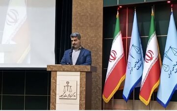 دادستانی نقش محوری در تحقق عدالت ایفا میکند