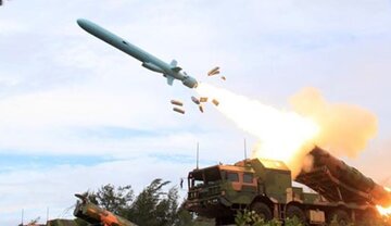 شلیک موشکهای ناشناخته در آبهای حساس