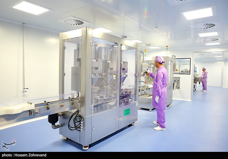 عقبافتادگی ۴ تا ۶ ماهه در تخصیص ارز مواد اولیهٔ دارو/ زنجیرهٔ تأمین دارو نیازمند حمایت فوری است