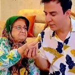 عمو پورنگ، الگوی مهربان بودن با مادر کهنسال شد