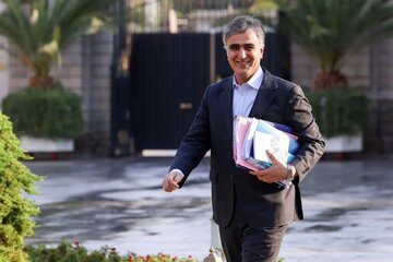 فوری/ برکناری رییس کل بانک مرکزی صحت ندارد/ جلسه مهم دربارهی کالابرگ