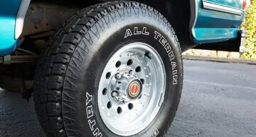 لاستیک «AT» چیست و چرا برای جاده آسفالت نامناسب است؟