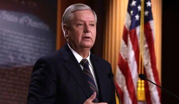 لیندسی گراهام: ترامپ شرایط سرنگونی مادورو را فراهم میکند