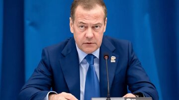 مدودف: آمریکا دشمن ماست/«صلحطلب» پرحرف آنها راه جنگ با روسیه را در پیش گرفت