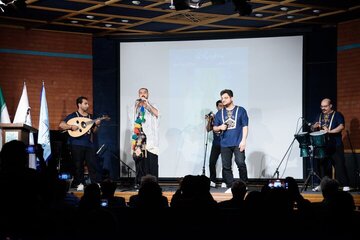 مدیرعامل خانه موسیقی از آدمهای خالی بند انتقاد کرد / برای بعضیها در خانه موسیقی باید کلاس مبانی گذاشت