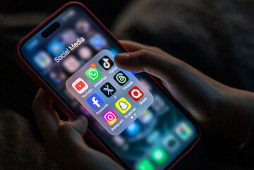 یک قدم تا رفع فیلتر تلگرام و یوتیوب؟ / آقای پزشکیان؛ گذشت ۱۶ ماه از یک وعده انتخاباتی کافی نیست؟