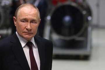 ادعای عجیب رئیس سابق موساد: ولادیمیر پوتین اجازه حمله به محمولههای تسلیحاتی ایران در سوریه و عراق را داد