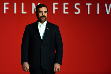 امید میرود که دبیرخانه دائمی جشنواره جهانی فیلم فجر در شیراز مستقر شود/ تأکیدی بر این باور که ایران تنها تهران نیست