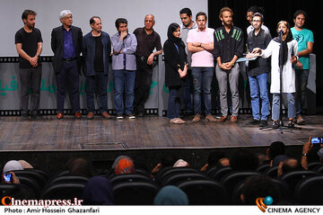 انتقاد روزنامه اصولگرا از ترویج بی حجابی در اختتامیه جشنواره فیلم نهال / دنبال فتح سنگر به سنگرند