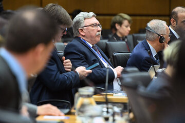 اولیانوف: مسکو آماده کمک به ایران است اما…