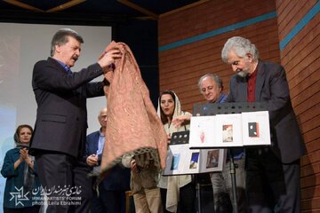 در ستایش زنی به نام میهن/ هنرمندی چند وجهی که بیش از ۲۵۰ نقد برای سینما و تئاتر نوشت