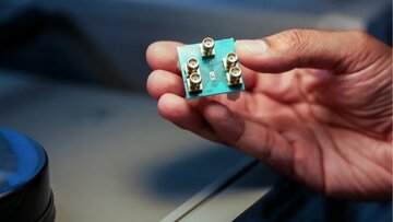 سریعتر از پردازندههای معمولی، با مصرف انرژی ناچیز! / نخستین تراشه مایکروویوی جهان ساخته شد