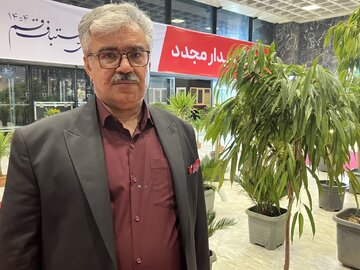 ضرورت تثبیت جایگاه فرش ابریشم قم در عرصه بینالمللی