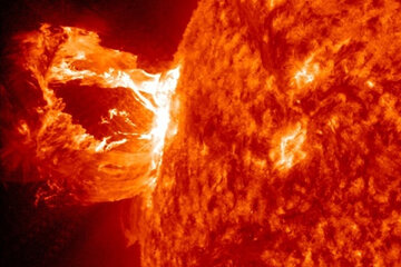 قدرتنمایی خورشید / بخشهایی از زمین در خاموشی رادیویی فرو رفت