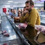 مدیرعامل میادین میوه: گوشت را نصف قیمت میدهیم