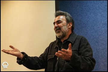 مردی که از تونلهای تاریکی و وحشت گذشت/ گزارش تصویری