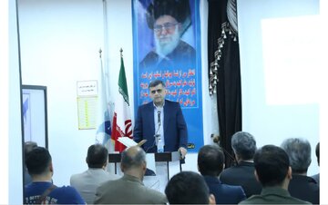 مسئولان از نظرات دانشجویان در مسائل مختلف کشور کمک بگیرند