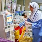 پرستاران به طمع درآمد۱۰برابری به خارج مهاجرت می کنند/ ۶۰۰۰۰ فارغ التحصیل بیکار در رشته پرستاری داریم