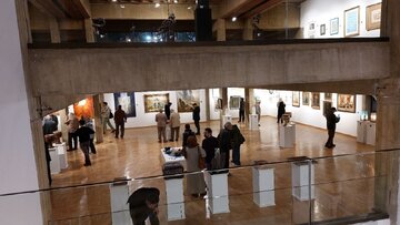 پیشنهاد سرپرست معاونت هنری به مردم برای بازدید از یک نمایشگاه/ آثار پیشکسوتان هنر، چراغ هویت ملی را روشن نگه میدارد