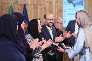 یادبود ثمینه باغچهبان؛ بانوی صبور آموزش ناشنوایان