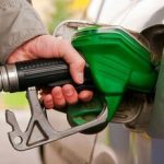 ادعای یک نماینده مجلس درباره قیمت بنزین/ هر لیتر بنزین برای دولت ۱۵ هزار تومان تمام می‌شود؟