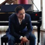 از بازداشت امیرحسین رستمی در کانادا تا اخراج بیژن بنفشه‌خواه از مراسم ختم پدرش به دلیل خنده زیاد!