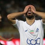 استقلال با دو غایب برابر المحرق