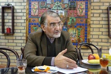 انتقاد آلاسحاق از بنزین پنج هزار تومانی/ نرخ سوم بنزین باید حدود ۴۰ تا ۵۰ هزار تومان باشد