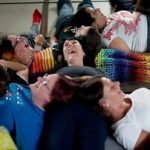 بخندید! فواید قلبی خنده از نگاه علم/ یوگای خنده از کدام کشور آمده؟