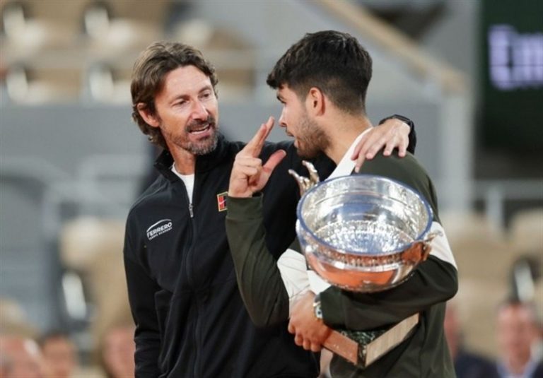 تأثیر اطرافیان بر انتخاب مربی آلکاراس