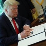 ترامپ بودجه دفاعی ۹۰۱ میلیارد دلاری آمریکا را امضا کرد / این لایحه ۶۰۰ میلیون دلار به اسرائیل اختصاص می‌دهد