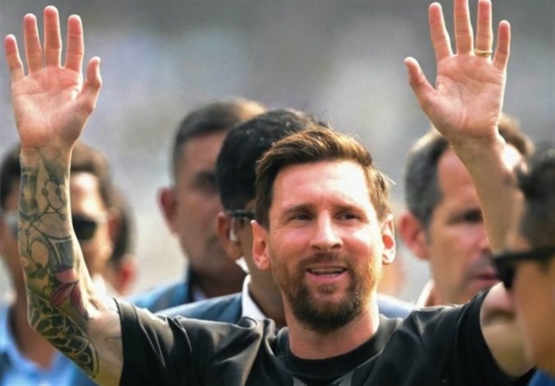 تور مسی در هند به هرج و مرج کشیده شد + عکس