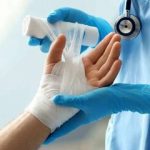 حتی یک تخت سوختگی در کشور وجود ندارد؛ قیمت لباس سوختگی ۲ تا ۴۰ میلیون تومان/ رسانه ملی فقط به فکر درآمدزایی است