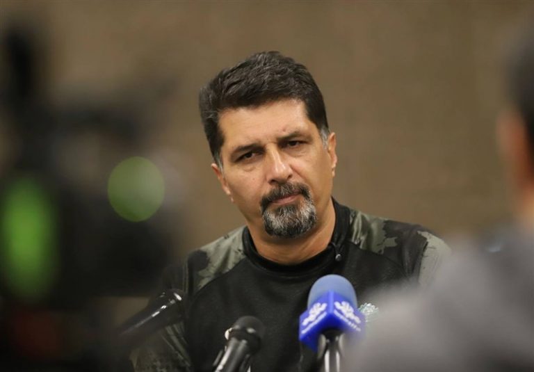 حسینی: مقابل مهاجمان پرسپولیس نباید اشتباه کنیم/ زمین شهر قدس در شأن فوتبال ما نیست